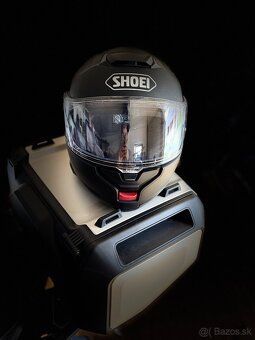 SHOEI NEOTEC 3 - MATNÁ ČIERNA - MÁLO JAZDENÁ (1000 KM) - 2