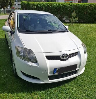 Toyota Auris - 2