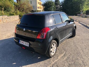 Suzuki Swift 1.3 2010 benzín - 2