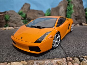 Prodám model 1:18 Lamborghini gallardo - 2