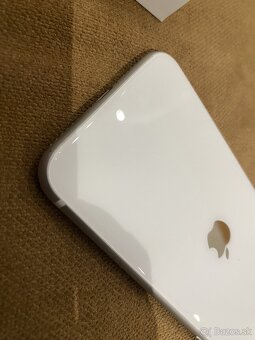 Apple iPhone SE 2020 64GB White - 2