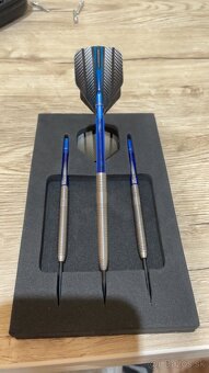 RedDragon defender darts - 2