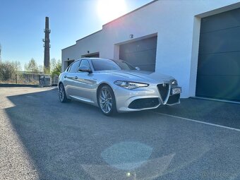 Alfa Romeo Giulia Veloce 2.2 4x4 Q4 210hp DPH - 2