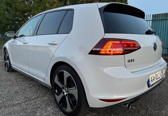 Volkswagen Golf GTI-162kw-2014-manual - 2
