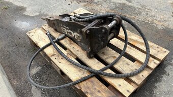 Použité kladivo JCB pro 1,5 až 2,5 tunový bagr - 2