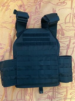 Taktická vesta / nosič plátov - 2