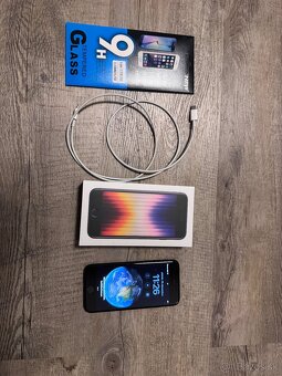 Predám Apple Iphone SE 2022, 64GB - 2