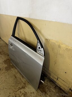 Kia Ceed I 2006-2011 pravé predné dvere - 2