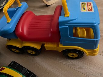 Odrážadlo + traktor CENA SPOLU - 2