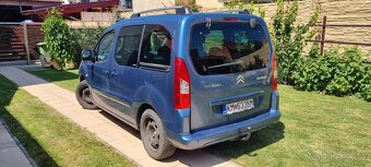 Citroen Berlingo 1,6hdi 2011 82kw panoramatická strecha - 2