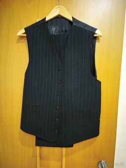 Predám nenosený oblek - 2