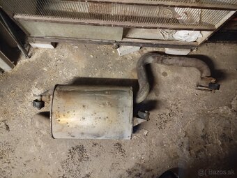 Predám náhradné diely Toyota Avensis - 2