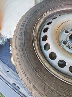 Rezervné koleso na Transporter T6. - 2