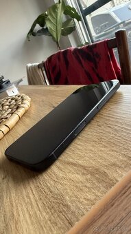 iPhone 16 Black 128GB - 2