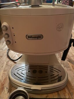 Kávovar Delonghi - 2