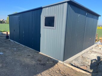 Plechová garáž 5×5 m – tmavý antracit (BTX 7016) - 2