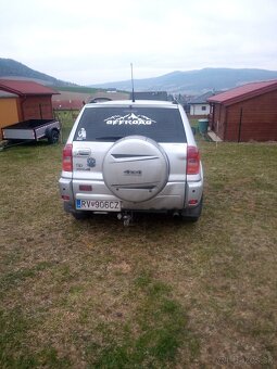 Toyota RAV4 .2D - 2
