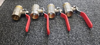 Guľový ventil voda 1/2" FF páka - 2