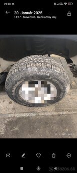 Predám pneu 245/70 r16 - 2
