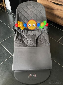 Babybjorn lehatko s náhradným poťahom a hračkou - 2