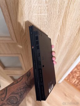 PLAYSTATION 2 SLIM - 2