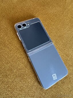 Samsung Galaxy Z Flip 5 256 GB - 2