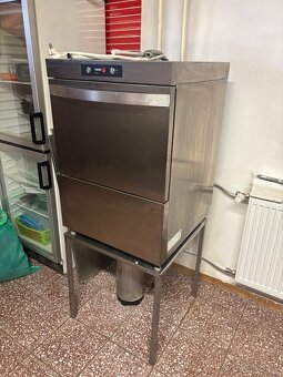 Profi umývačka riadu FAGOR - 2