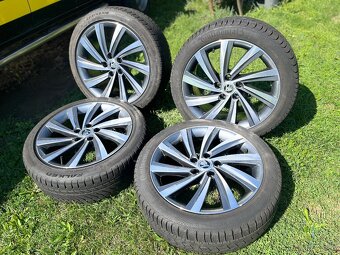 Zimná sada 5x112 r18 skoda - 2
