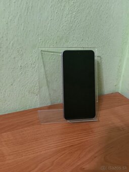 Dobrý deň Ponúkam na predaj Samsung Galaxy S25 256GB Šedý - 2