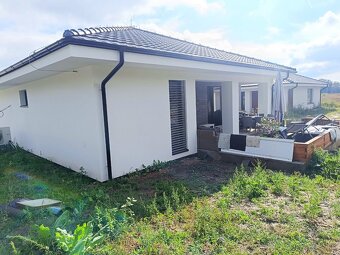 Predám 4-izbový rodinný dom v obci Radošovce (J.Bohunice) - 2