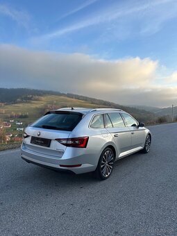 Škoda superb 4x4 2.0 TDi Laurin & Klement webasto - 2