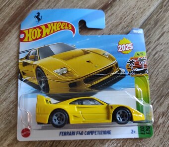 HOT WHEELS - Ferrari F40 Competizione - žlté - 2