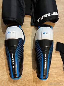 Hokejova vystroj 115-130cm TRUE - 2