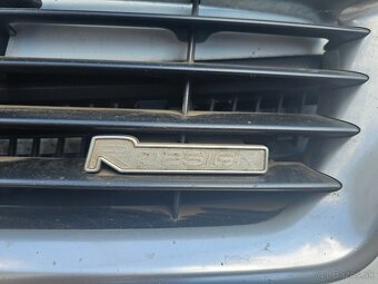 Volvo C30 R design predná maska - 2