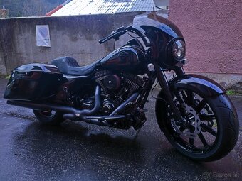 HARLEY DAVIDSON ROAD KING FLHR CUSTOM SPECIAL - 2