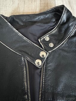 Čierna kožená bunda veľkosti S - 2