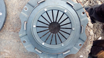 Predam spojku a pritlačný tanier Skoda - 2