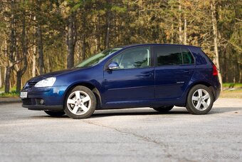 Volkswagen Golf 1.4, benzín, manuál, Webasto - 2