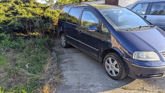 Predám VW Sharan 1.9TDI 96kw 2005 pekná výbava - 2