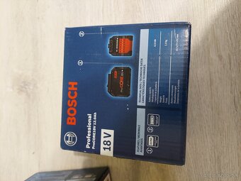 Predam 2ks Bosch ProCORE18V 12,0 Ah + nabijacku GAL1880CV - 2