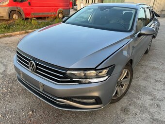 Rozpredam passat B8lift 2,0tdi 110kw - 2