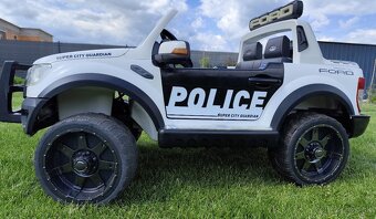 Rezervované - Elektrické autíčko Ford Police - 2