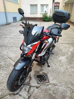 Honda CB650f ročník 2017 - s výbavou a kuframi - 2