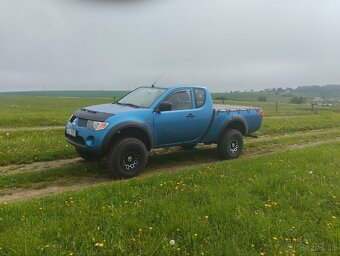 Mitsubishi L200 - 2