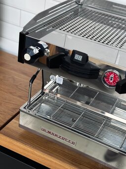 Kávovar La Marzocco Linea PB 2MP - 2