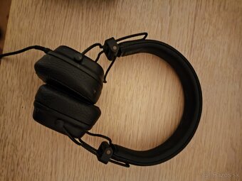 Predam sluchadla Koss a Marshall - 2