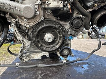 Kompletní motor Mercedes AMG M177 63 - 2