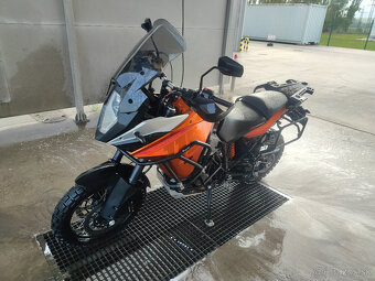 KTM 1190 Adventure - 2