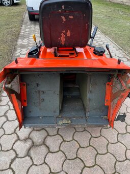 Traktorová kosačka Kubota GR2 - 2