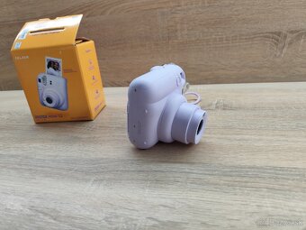 Fujifilm Instax Mini 12 – farba Lilac Purple - 2